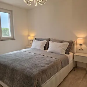  Apartment Luxury