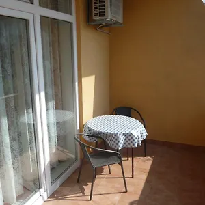Gasthuis & Milka, Umag